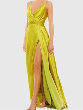 NWT Mac Duggal Satin Chartreuse Gown